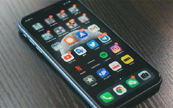用微信小程序赚100万 微信小程序怎么赚钱